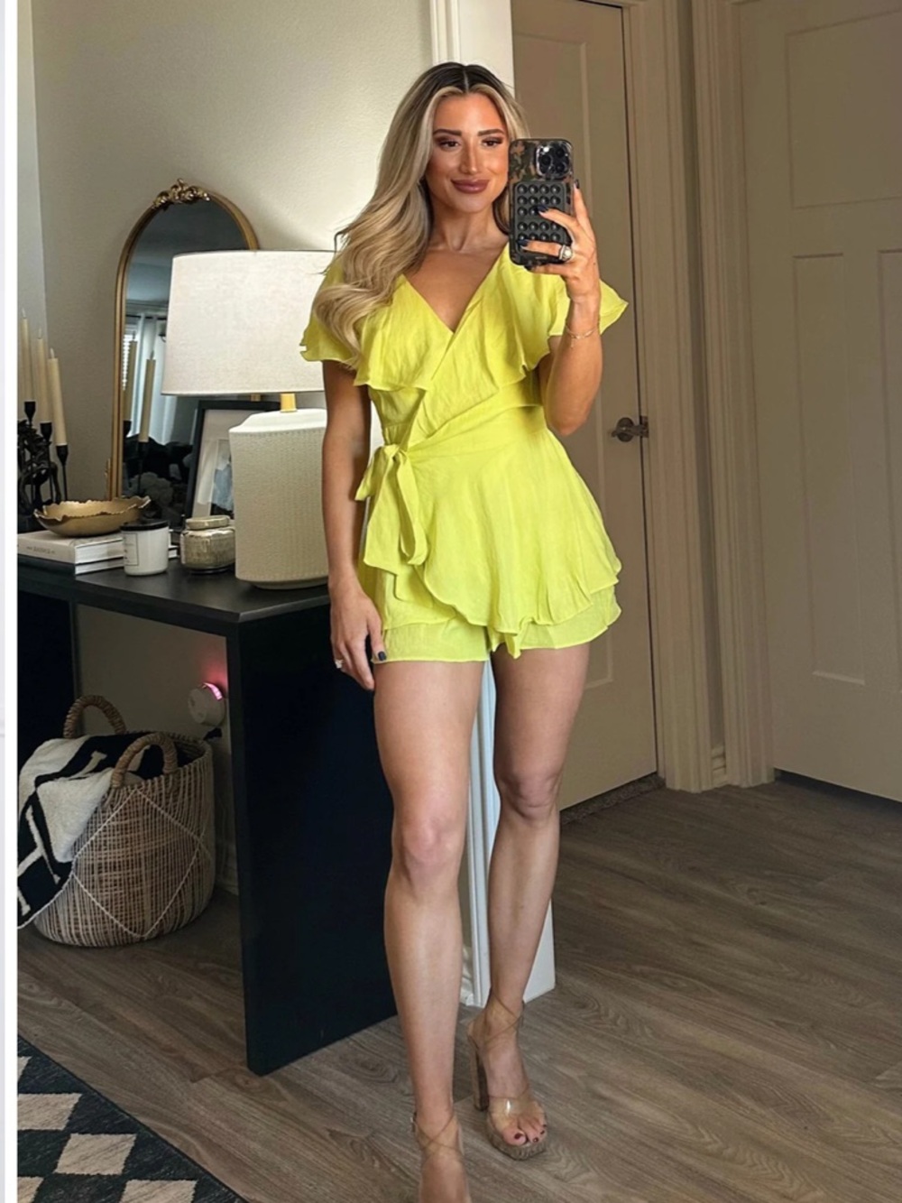 Do + Be romper size small